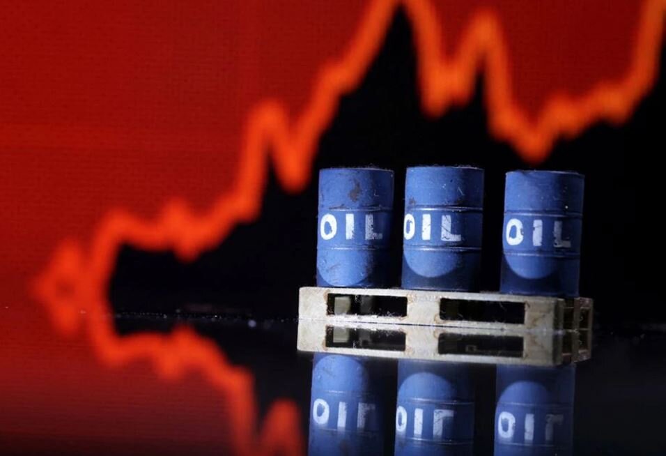 تصویر بازگشت نفت به مسیر کاهش قیمت